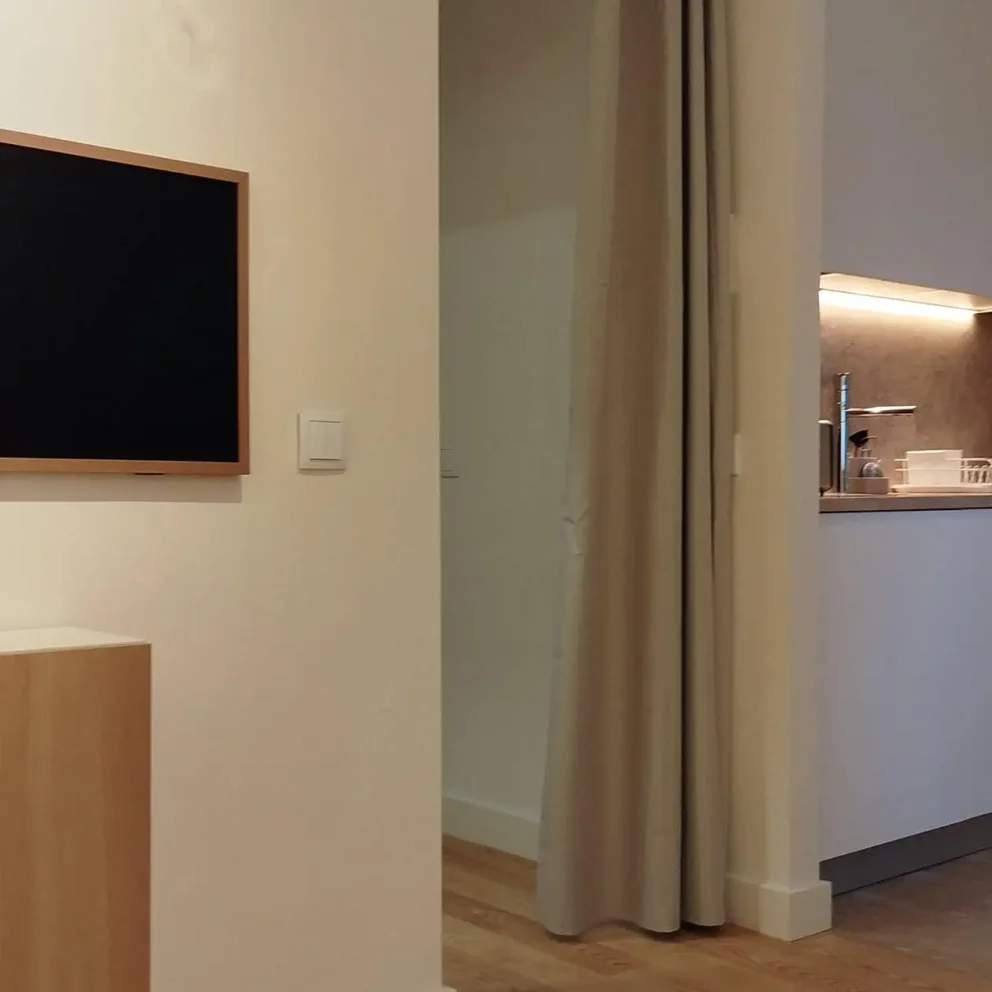 4 Hospesdes 4 Guests with 3 Beds + Single Sofa Bed