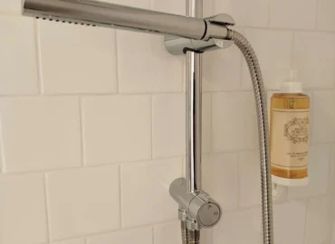 5 invités Cabine de Duche 2 5 personnes