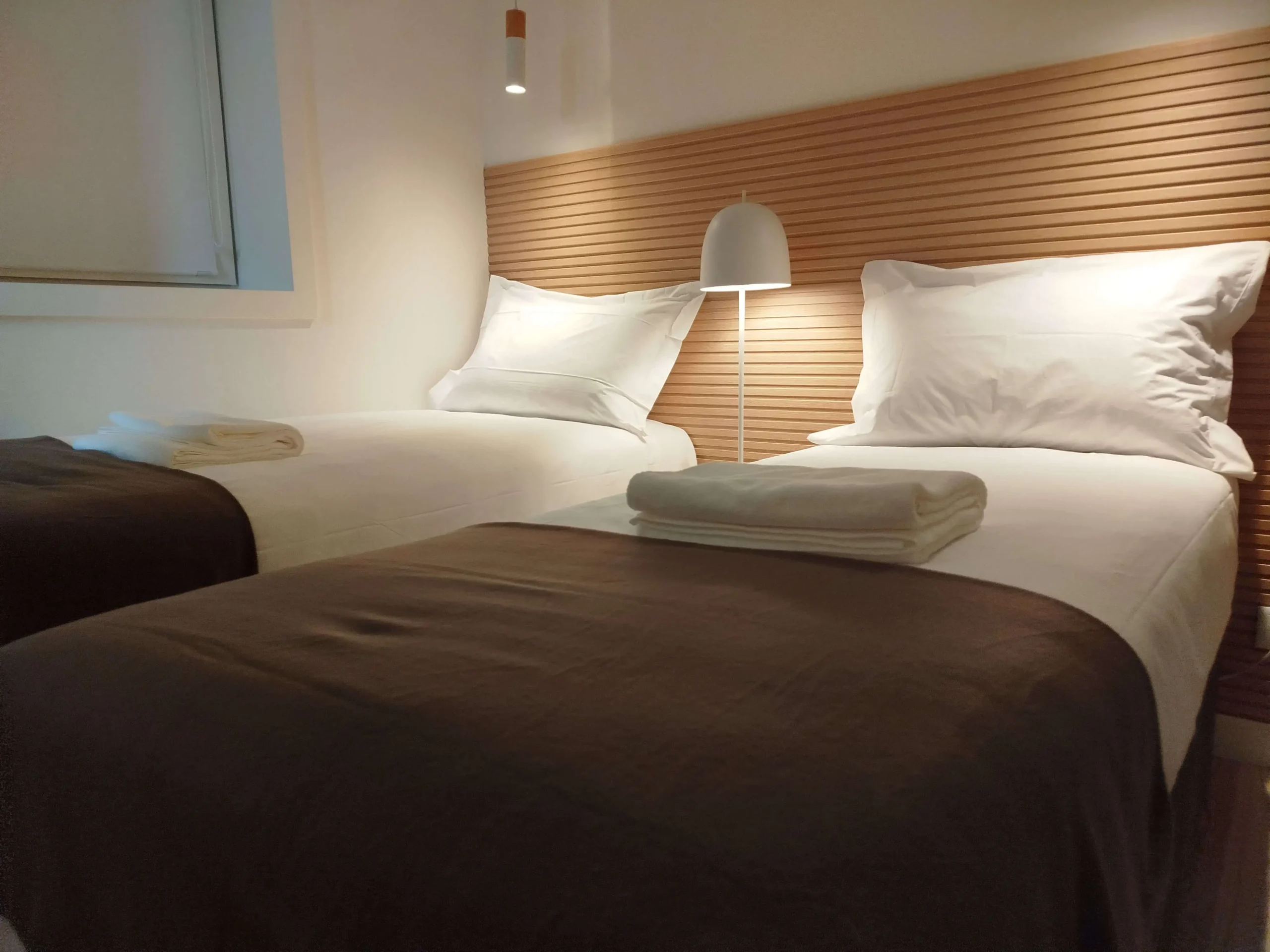 Quartos 3 2 scaled Home