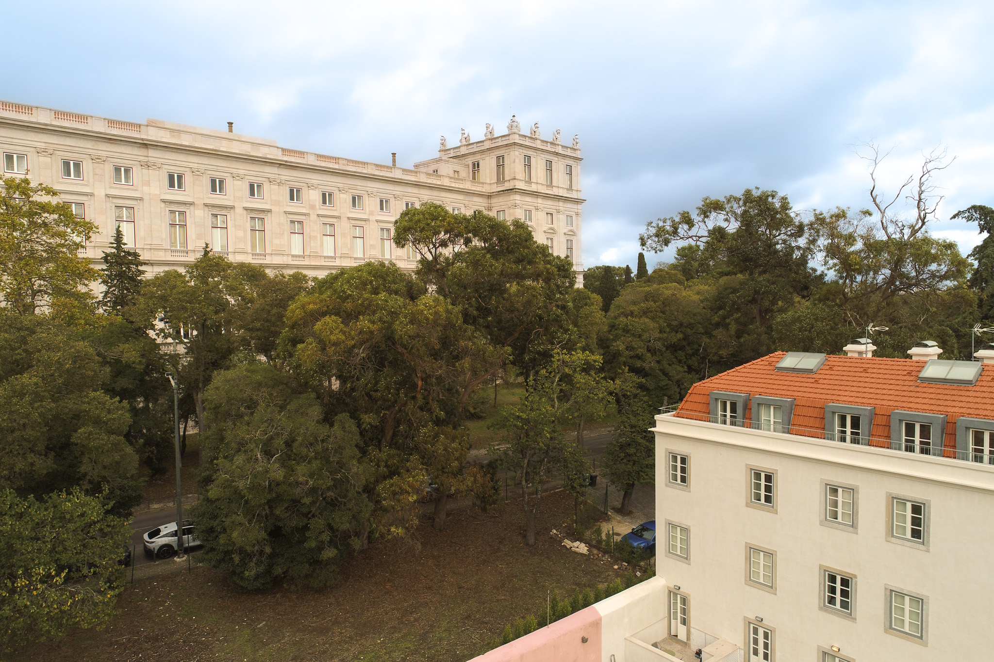 Palácio da Ajua + API