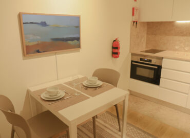 cuisine pour 3 personnes avec tous les équipements